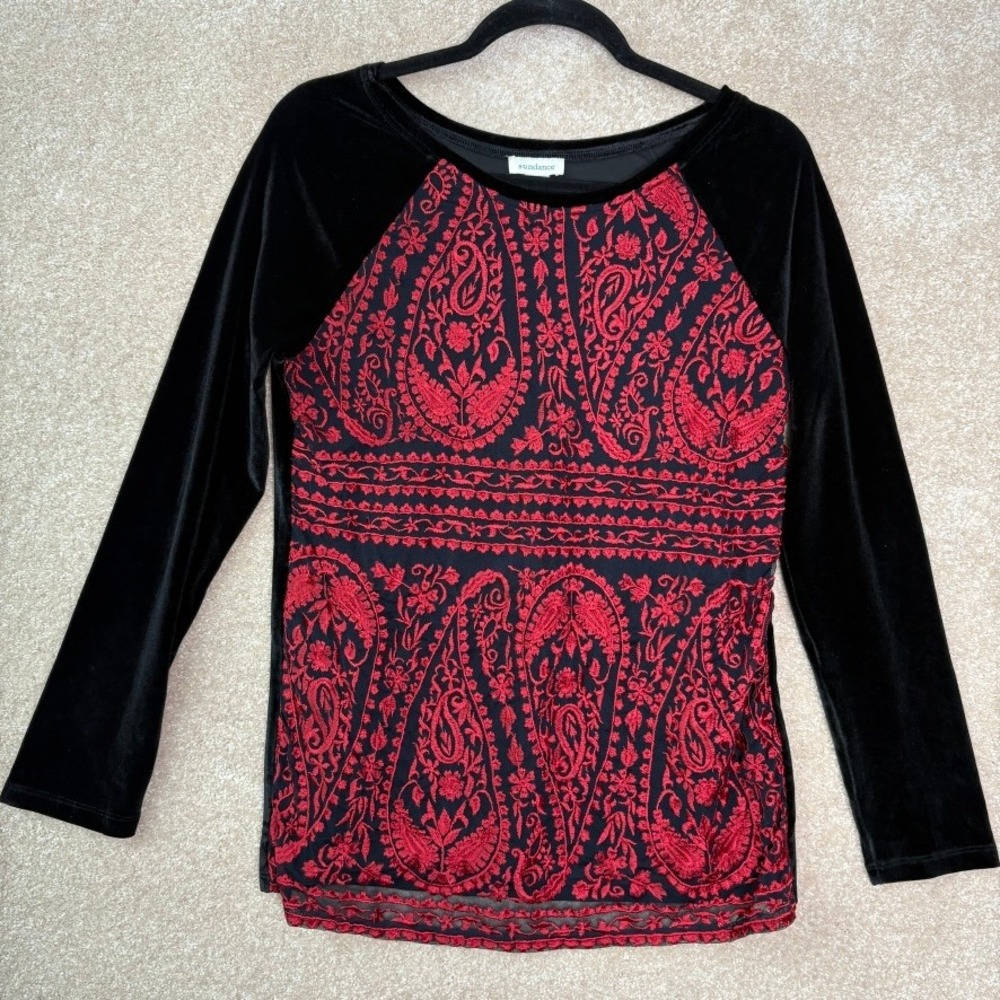 SUNDANCE Black Velvet Top Women's Small Lace‎ Embroidered